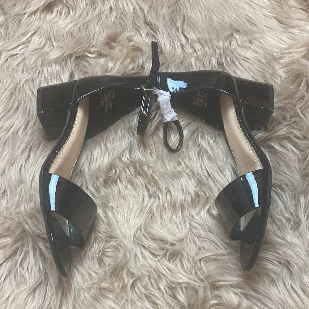 LONDON FOG Nikki Low Block Heel Shoe Ankle Strap Open Toe Shiny Pump Sandal
